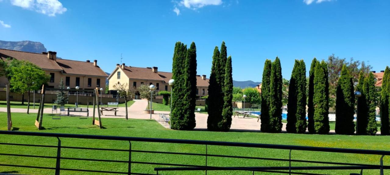 Ferienwohnung Monteperdido Jaca Exterior foto